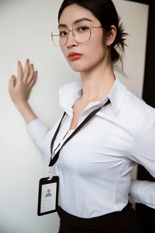 [YITUYU艺图语]2025.02.19 周三加班 桑妮 5